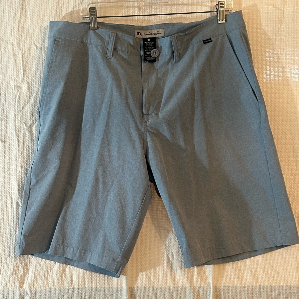 Travis Mathew Men’s Light Blue Flat Front Shorts